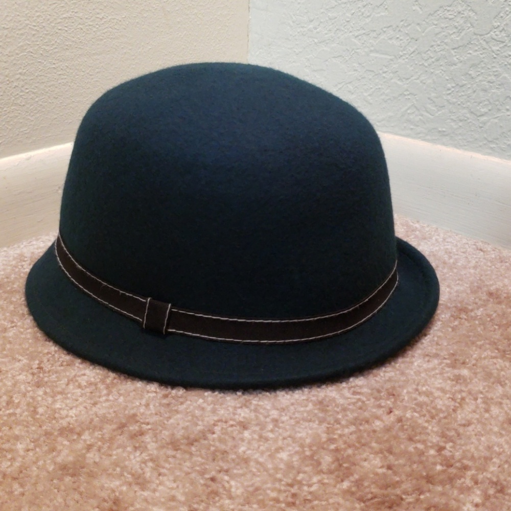 Green 100% Wool Hat